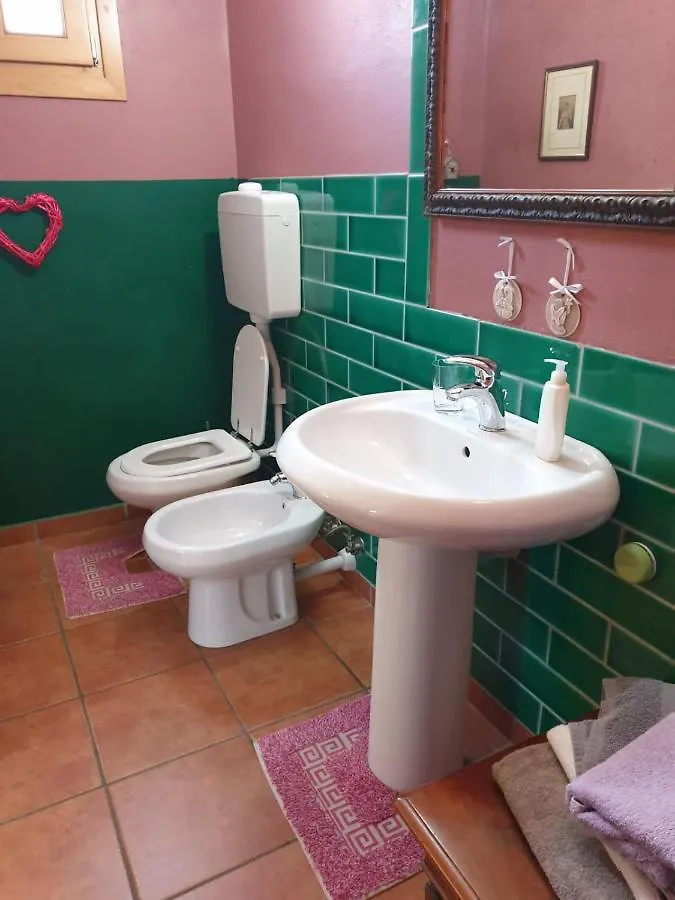 אדולו Villa Amaranta Room And Breakfast