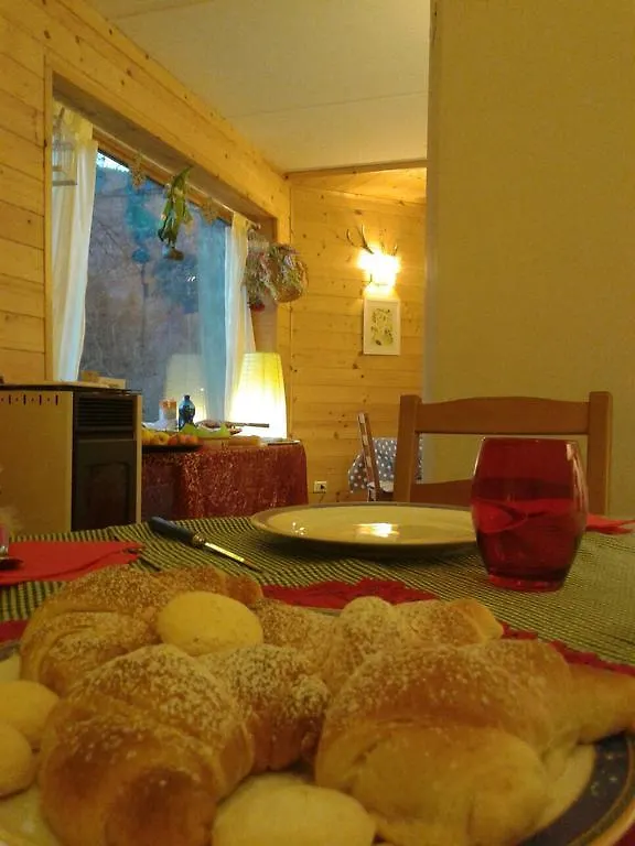 בית הארחה אדולו Villa Amaranta Room And Breakfast